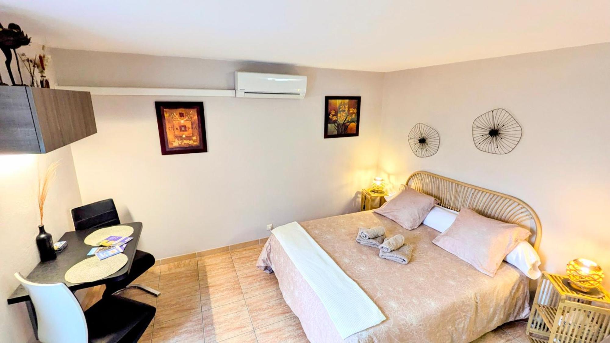 Chambre Spacieuse, Independante, 700M De La Gare Narbonne Dış mekan fotoğraf